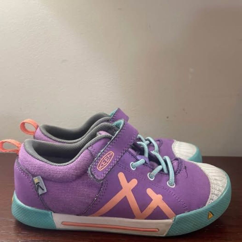Keen Purple Toddler Sz 13 Velcro